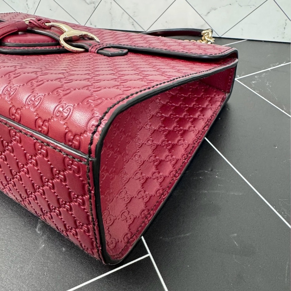 Gucci Red Emily Guccissima Medium Shoulder Bag - Picture 7 of 8